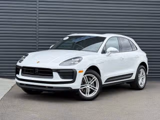 2026 Porsche Macan's photo
