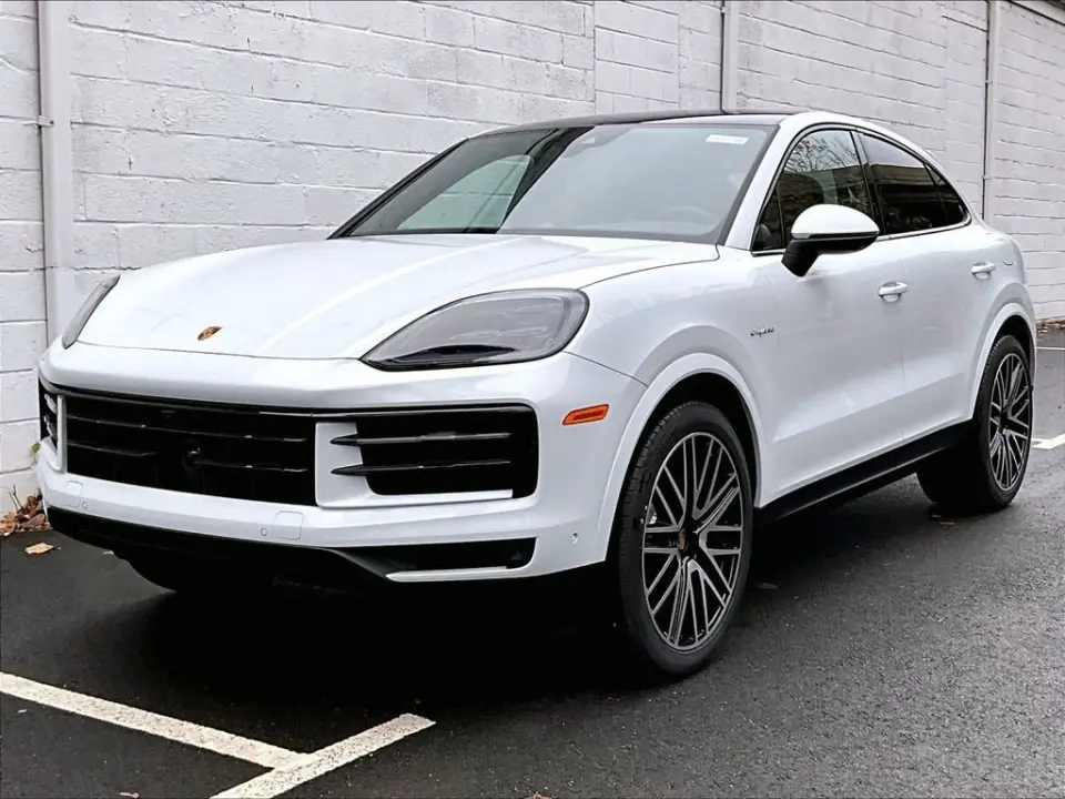2026 Porsche Cayenne Coup E-Hybrid - Photo 7