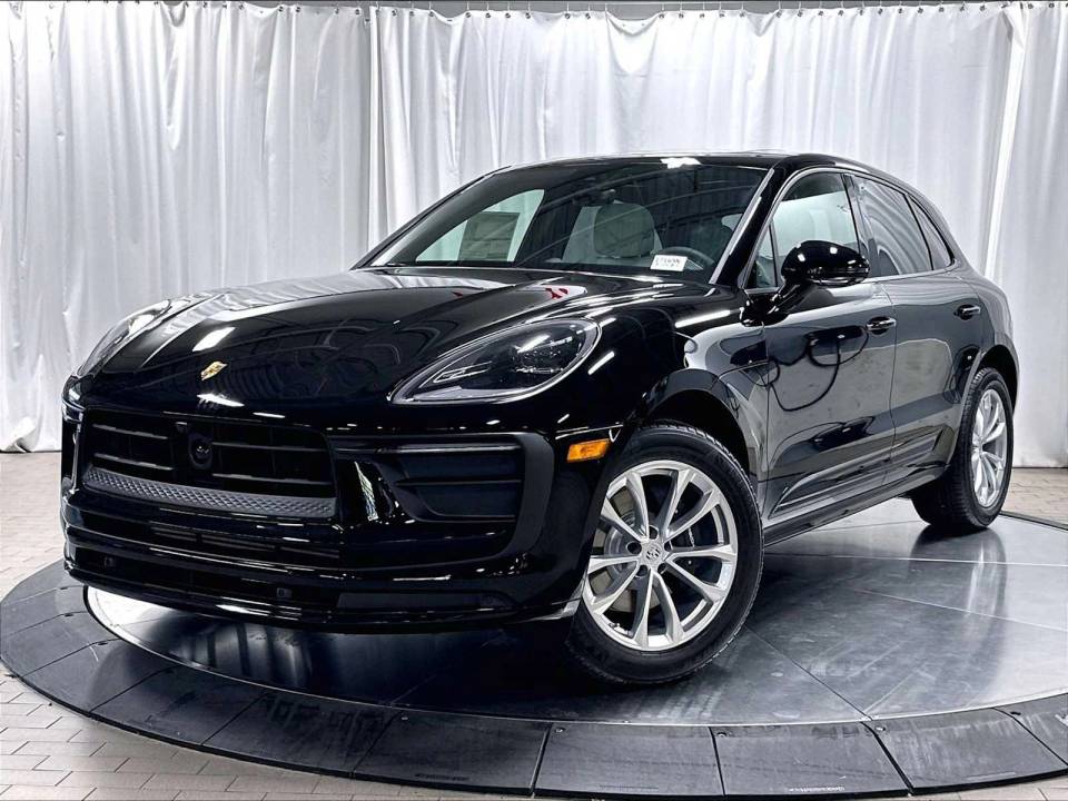 2026 Porsche Macan