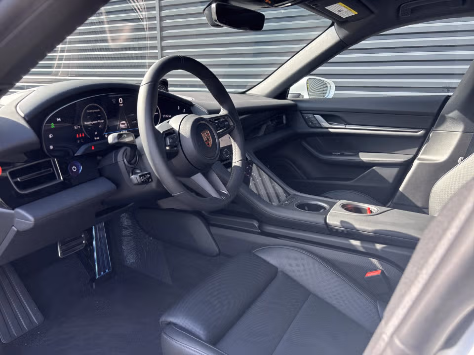 2026 Porsche Taycan Base - Photo 27