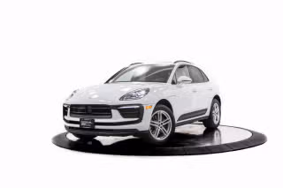 2023 Porsche Macan -'s photo