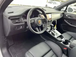 2026 Porsche Macan GTS - Photo 29