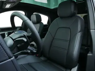 2026 Porsche Cayenne Coup E-Hybrid - Photo 37