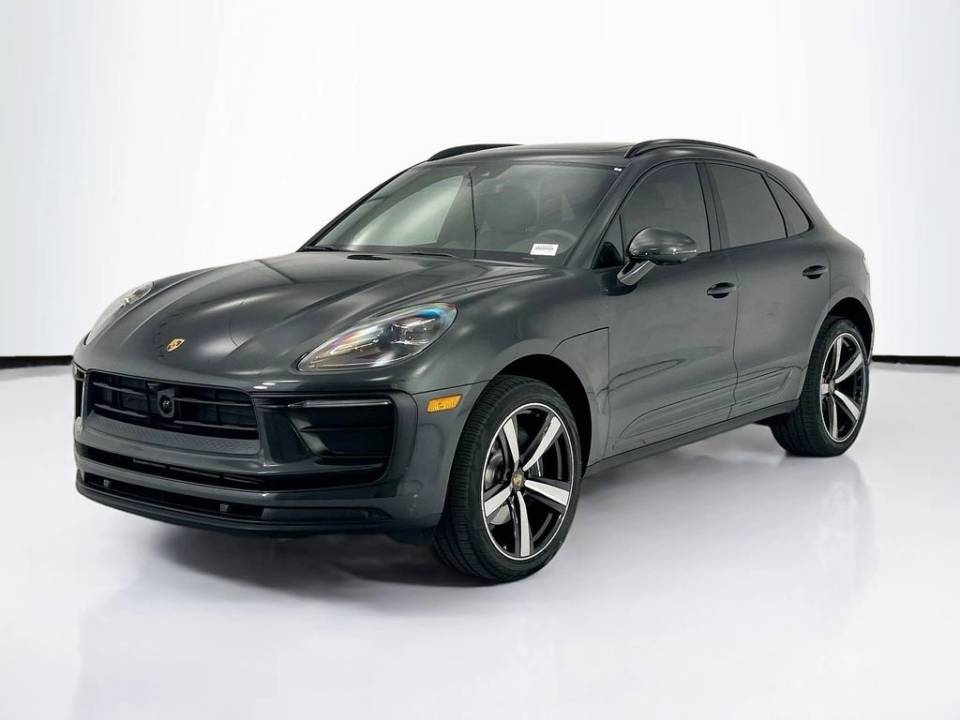 2026 Porsche Macan