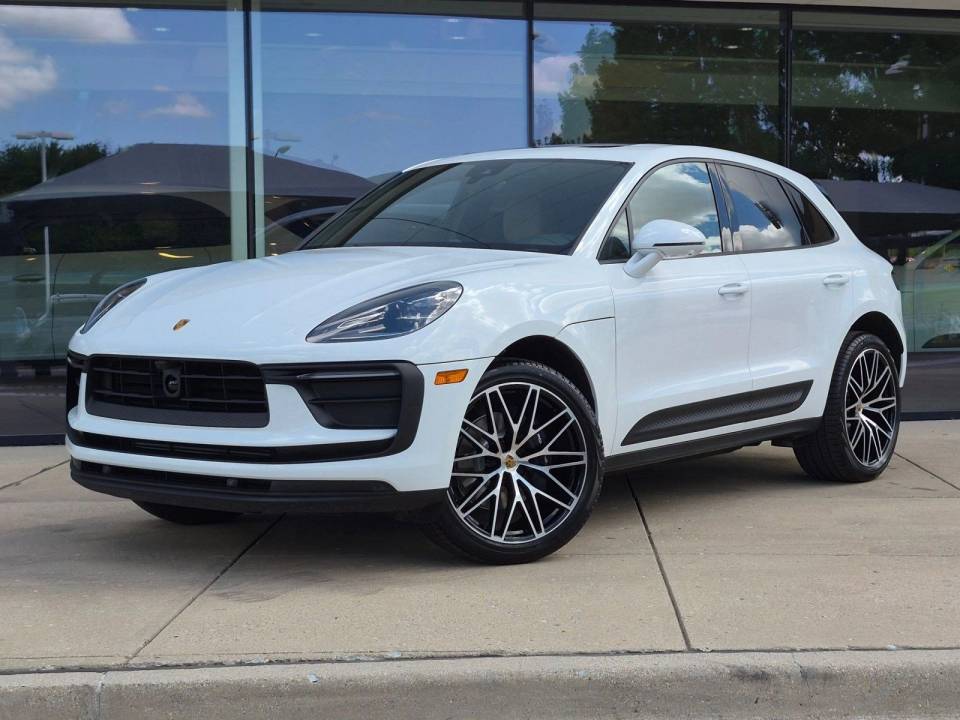2026 Porsche Macan