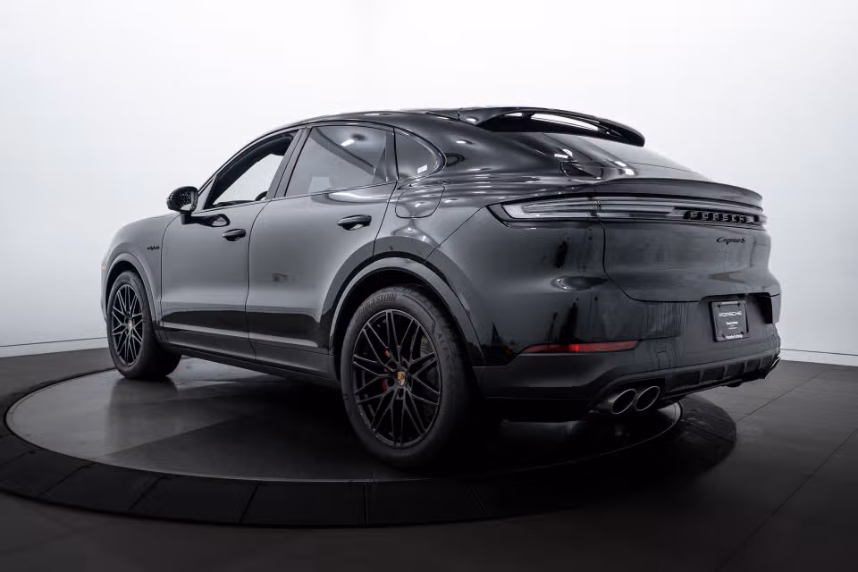 2026 Porsche Cayenne Coup S E-Hybrid - Photo 19