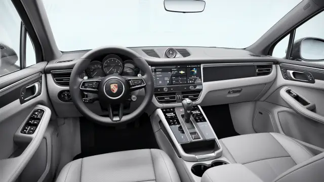 2026 Porsche Macan - Photo 30