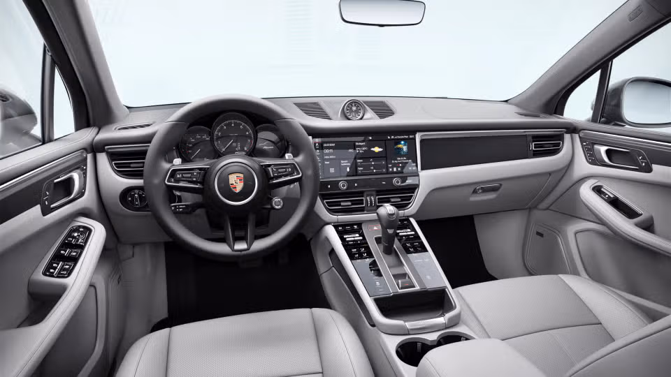 2026 Porsche Macan - Photo 27