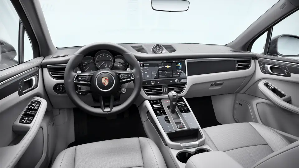 2026 Porsche Macan - Photo 31