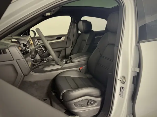 2026 Porsche Cayenne Coup Base - Photo 38