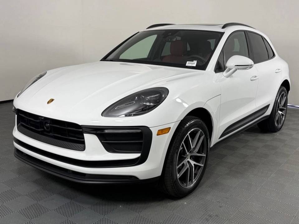 2026 Porsche Macan