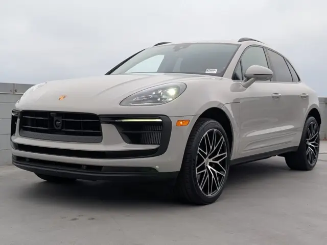 2026 Porsche Macan S - Photo 6