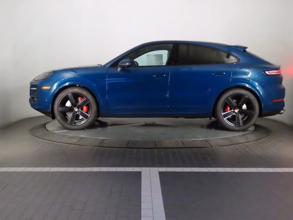 2026 Porsche Cayenne Coup S E-Hybrid - Photo 12