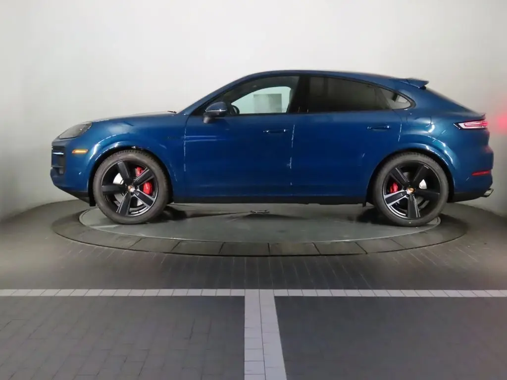 2026 Porsche Cayenne Coup S E-Hybrid - Photo 16