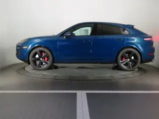 2026 Porsche Cayenne Coup S E-Hybrid - Photo 13