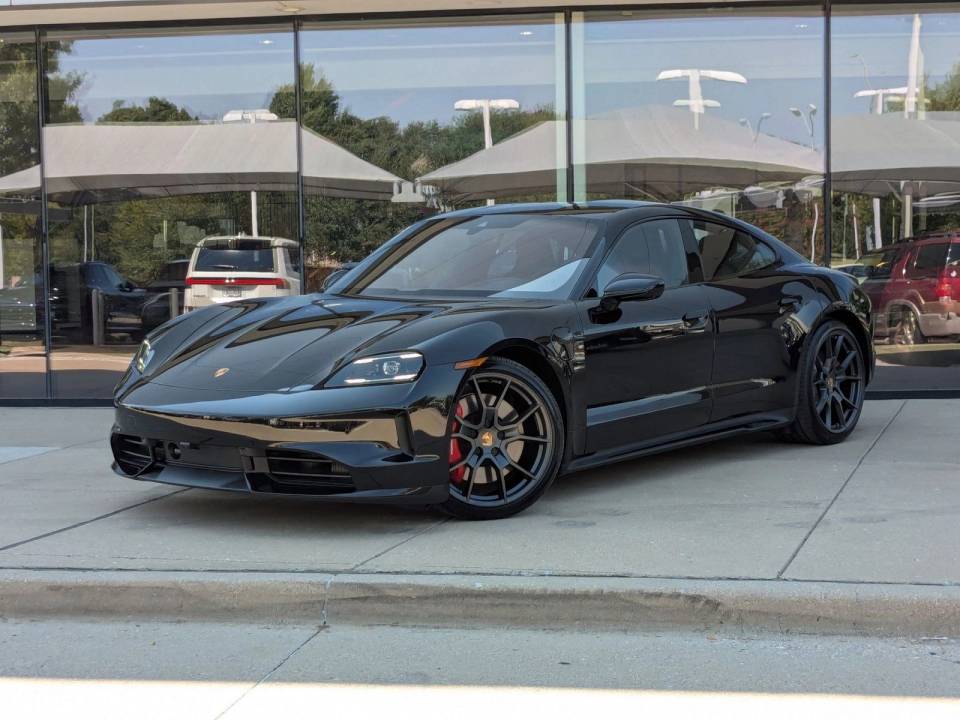 2026 Porsche Taycan