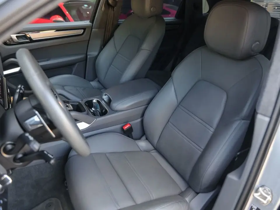 2022 Porsche Cayenne Turbo - Photo 39