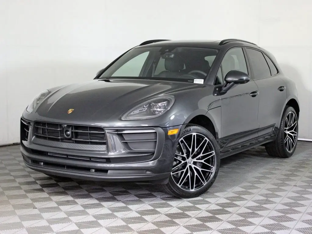 2026 Porsche Macan Base - Photo 8