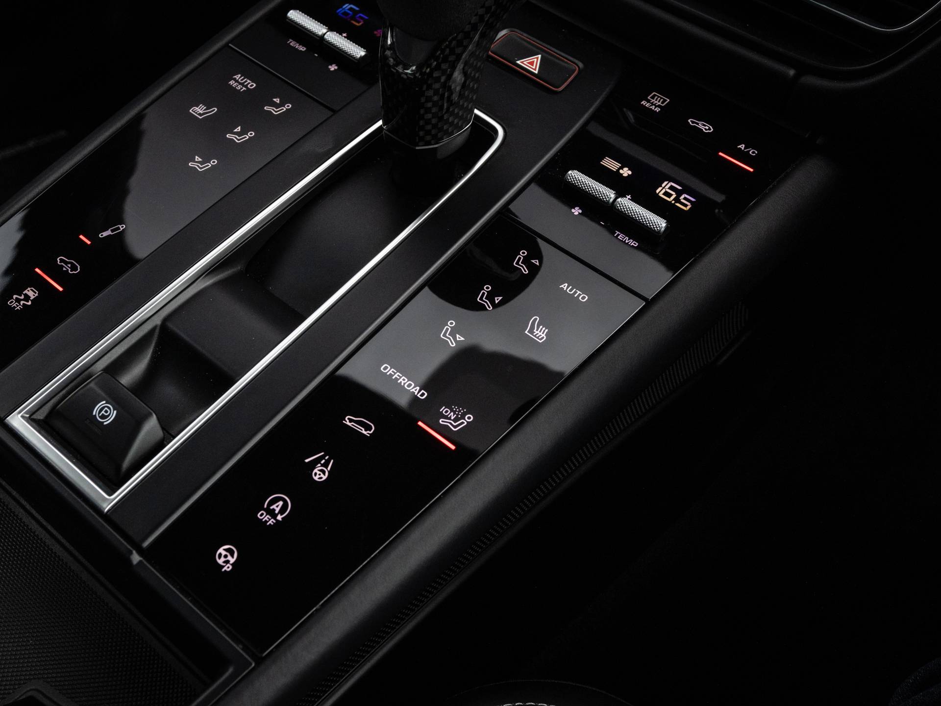 Macan GTS, photo 47 of 47