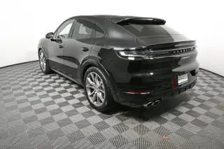 2025 Porsche Cayenne Coup S E-Hybrid - Photo 21