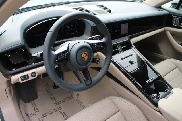 2026 Porsche Panamera Base - Photo 30