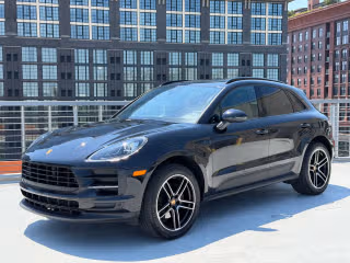 2020 Porsche Macan -'s photo