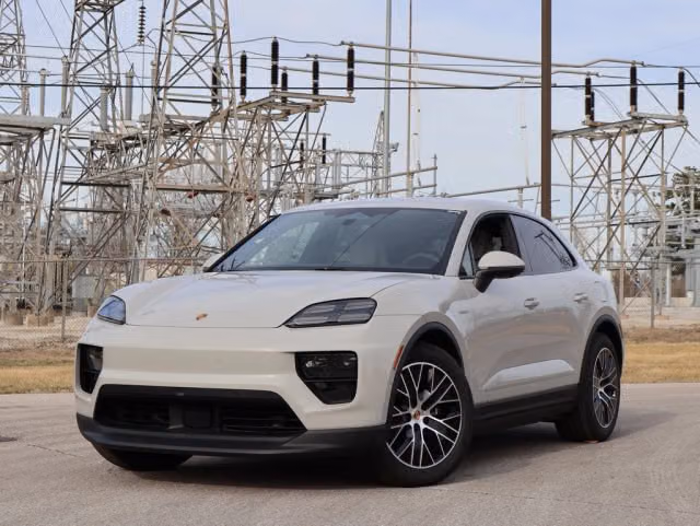 Used 2026 Porsche Macan Base with VIN WP1AA2XA9TL000377 for sale in Kansas City