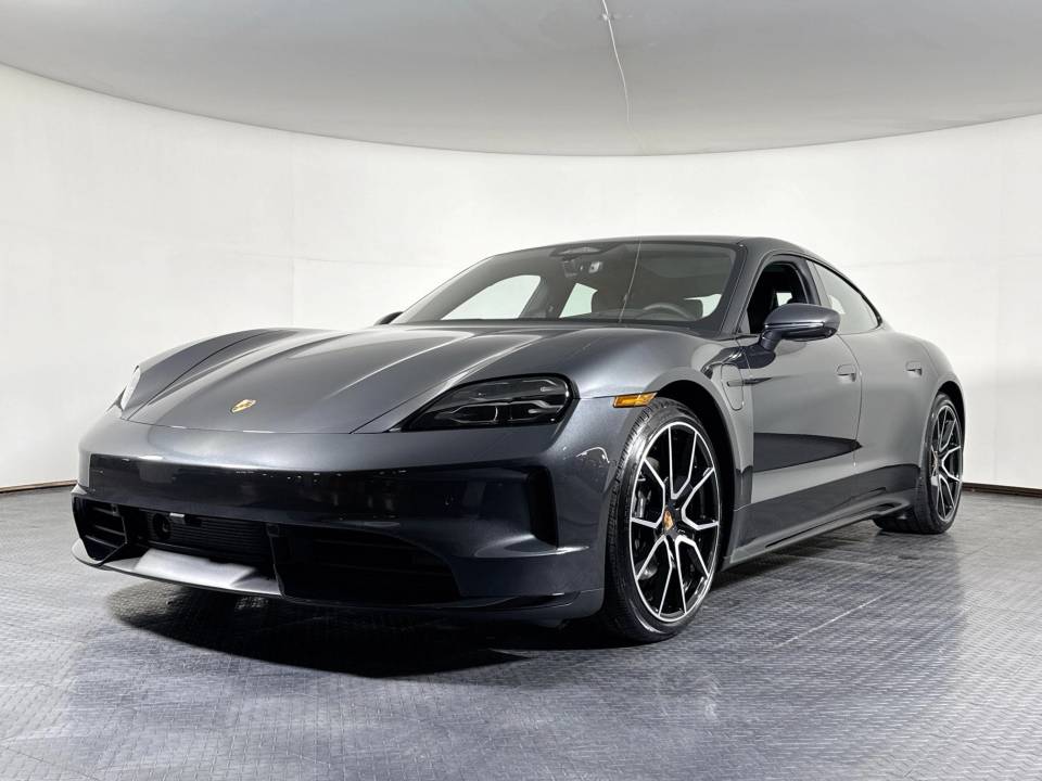 2026 Taycan 4 Black Edition listing photo