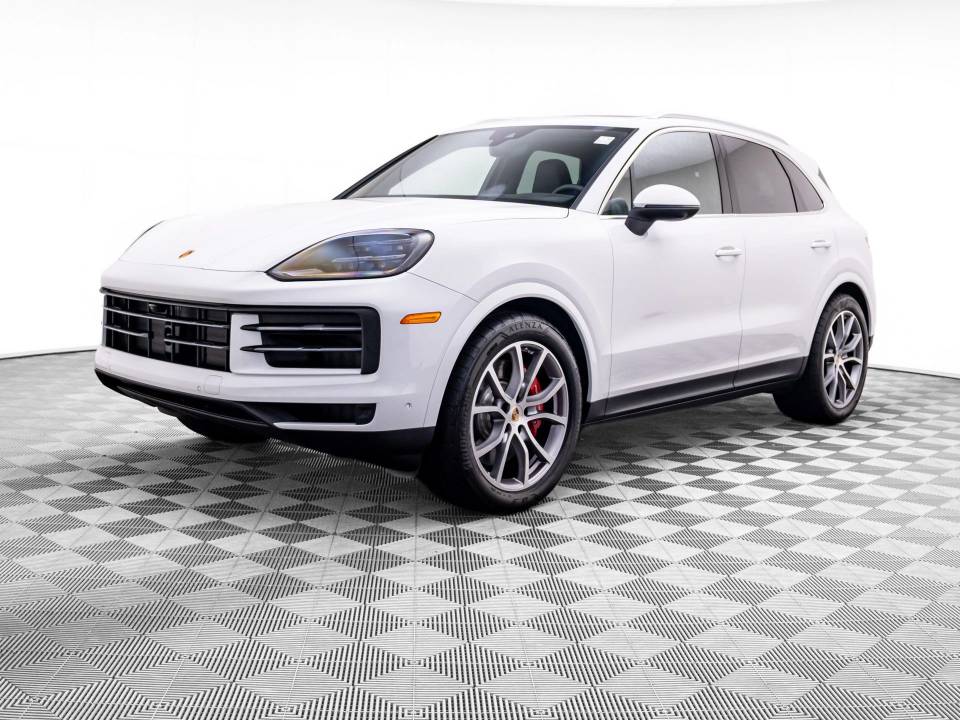 2025 Porsche Cayenne