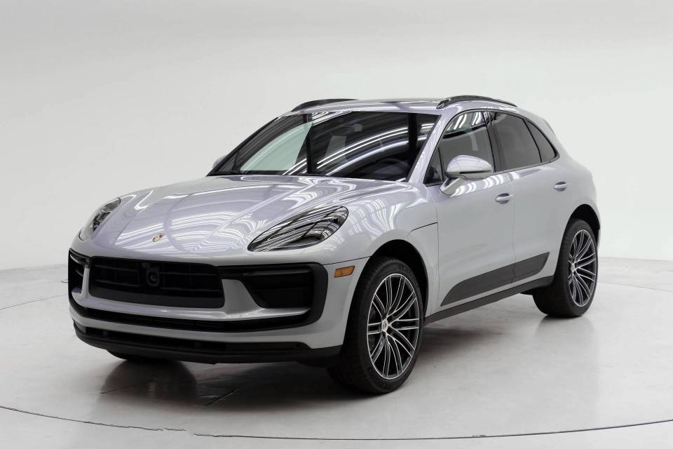 2026 Porsche Macan
