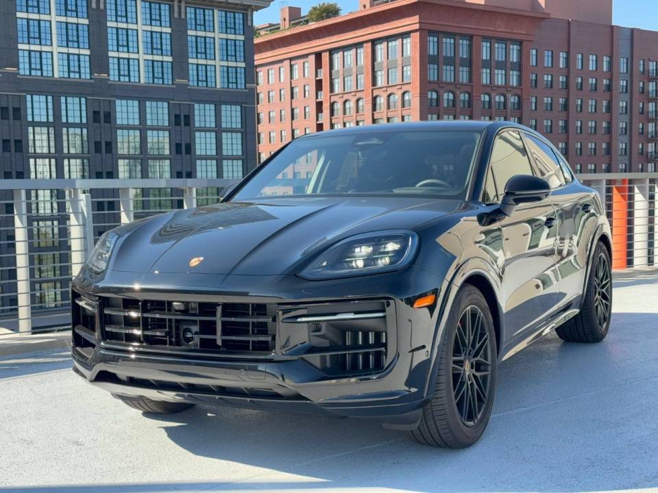 2026 Porsche Cayenne Coup