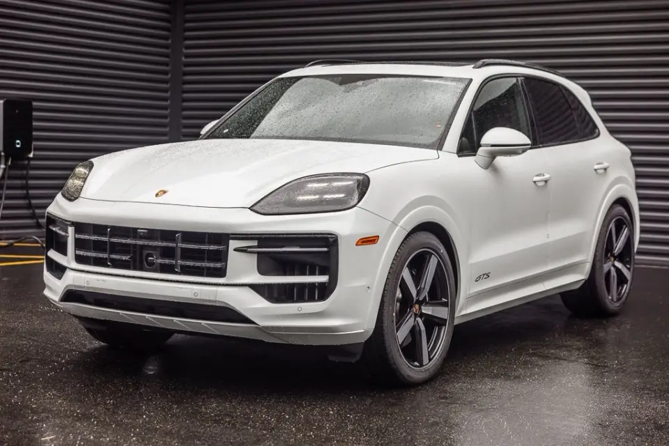 2026 Porsche Cayenne GTS - Photo 7