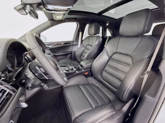 2026 Porsche Macan S - Photo 34