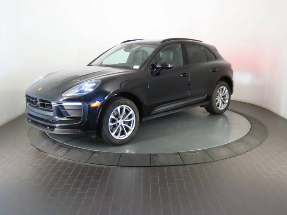 2026 Porsche Macan