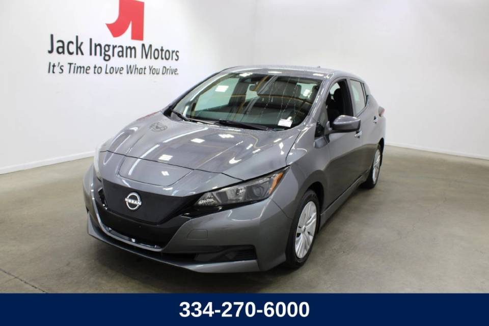 2025 Nissan Leaf S