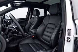 2026 Porsche Macan S - Photo 33