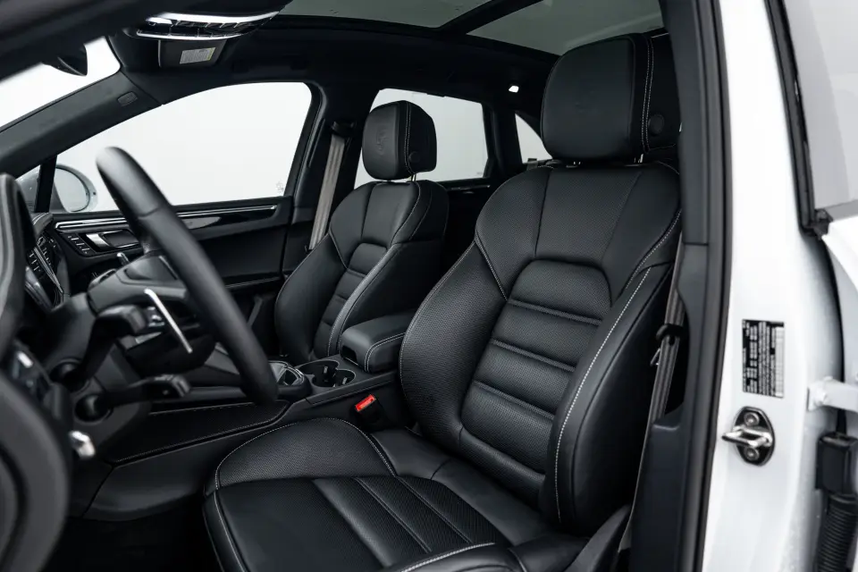 2026 Porsche Macan S - Photo 39