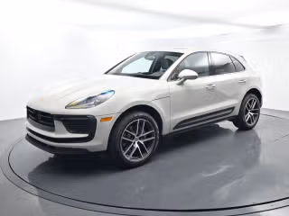 2026 Porsche Macan's photo