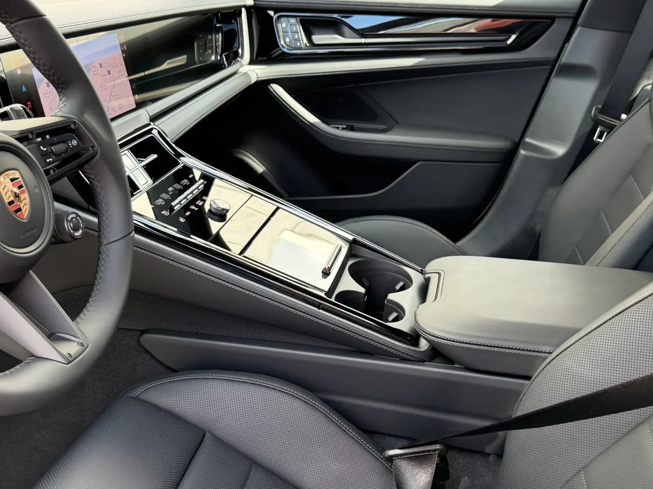 2026 Porsche Panamera Base - Photo 32