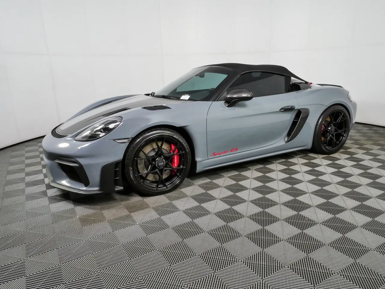2024 Porsche 718 Spyder RS - Photo 16