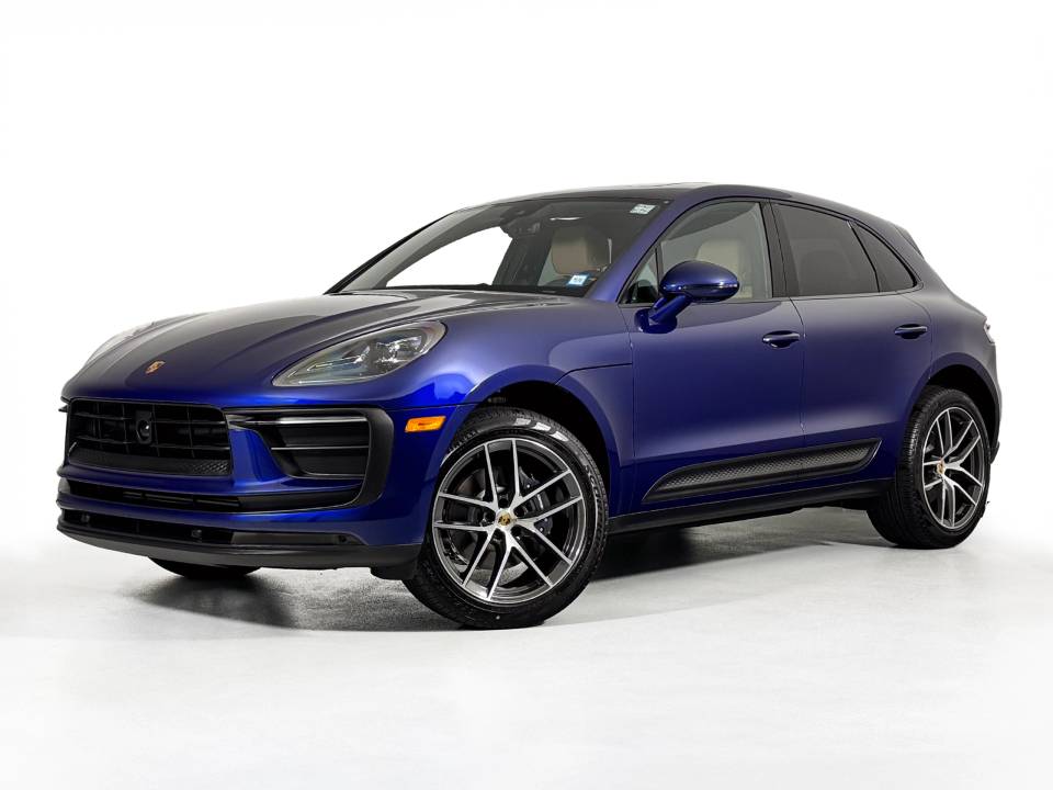 2025 Porsche Macan T