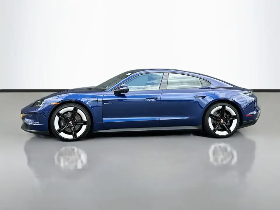 2026 Porsche Taycan Base - Photo 15