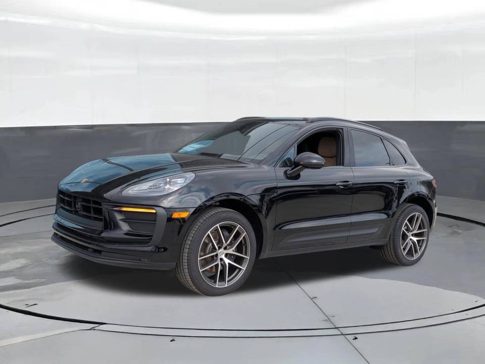 2025 Porsche Macan Base