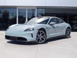 2025 Porsche Taycan -'s photo