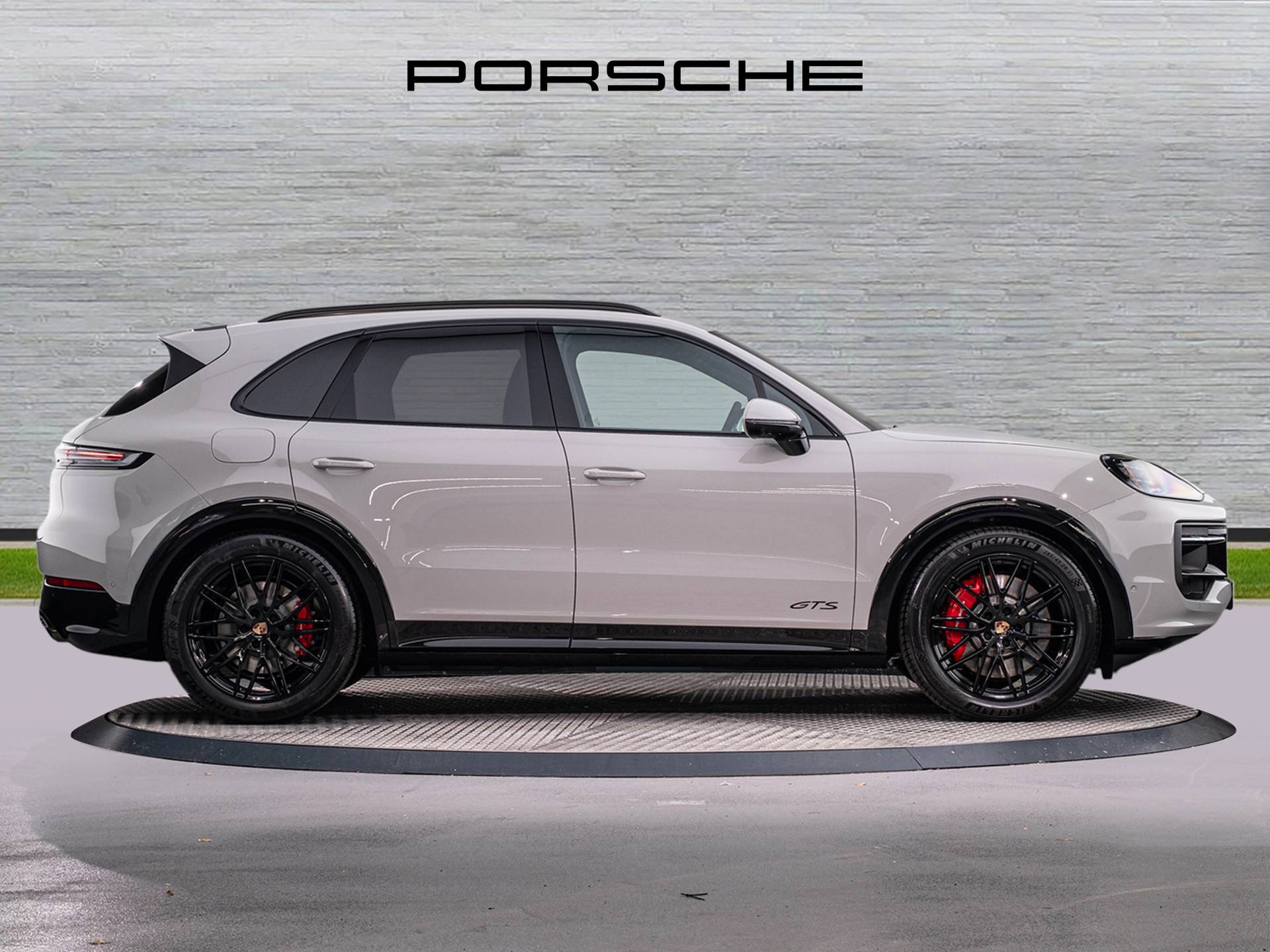 Cayenne GTS, photo 2 of 46