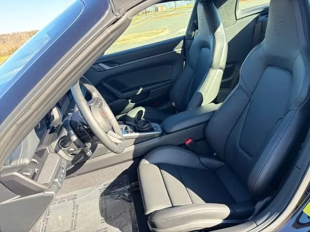 2026 Porsche 911 S - Photo 39
