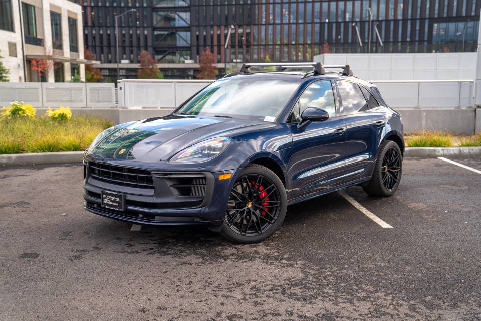 2022 Porsche Macan