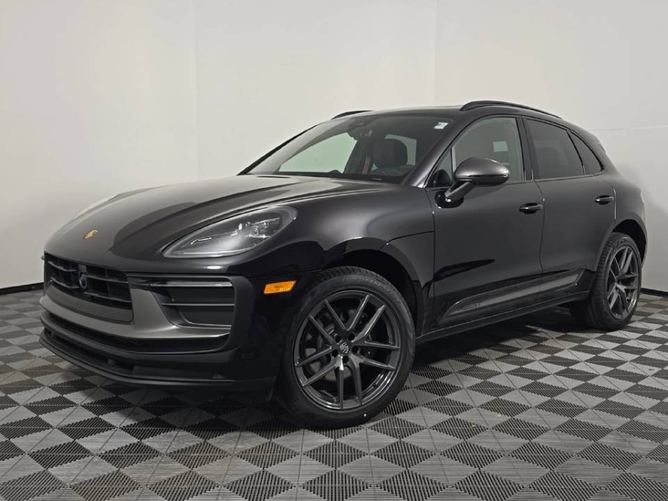 2026 Porsche Macan T