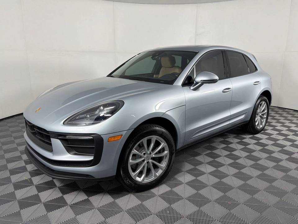 2026 Porsche Macan