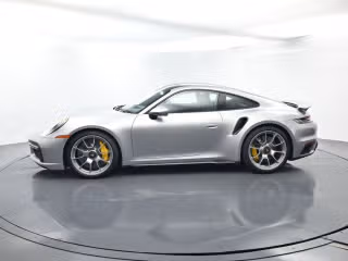 2025 Porsche 911 Turbo S - Photo 9